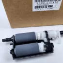 JC90-01041A/ 130N01675 c. Ролик захвата/ подачи с осью и держателем из обходного лотка в сборе для Samsung SCX-4833 совм.